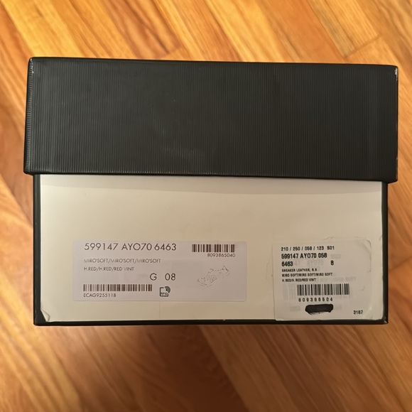 Gucci red Ace sneakers. NIB! - Picture 10 of 10